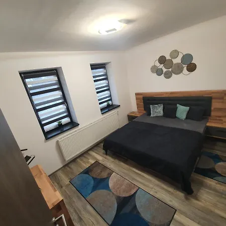 Solymos Apartmanhaz Διαμέρισμα Vamosatya