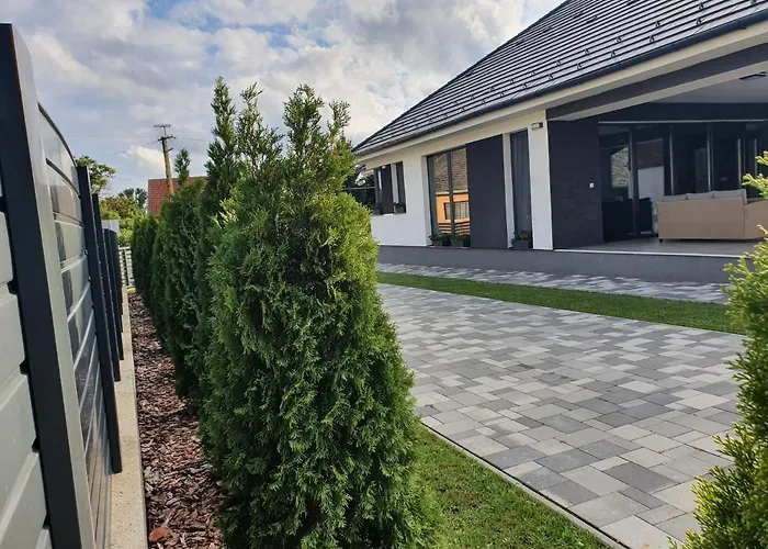 Solymos Apartmanhaz 아파트 *